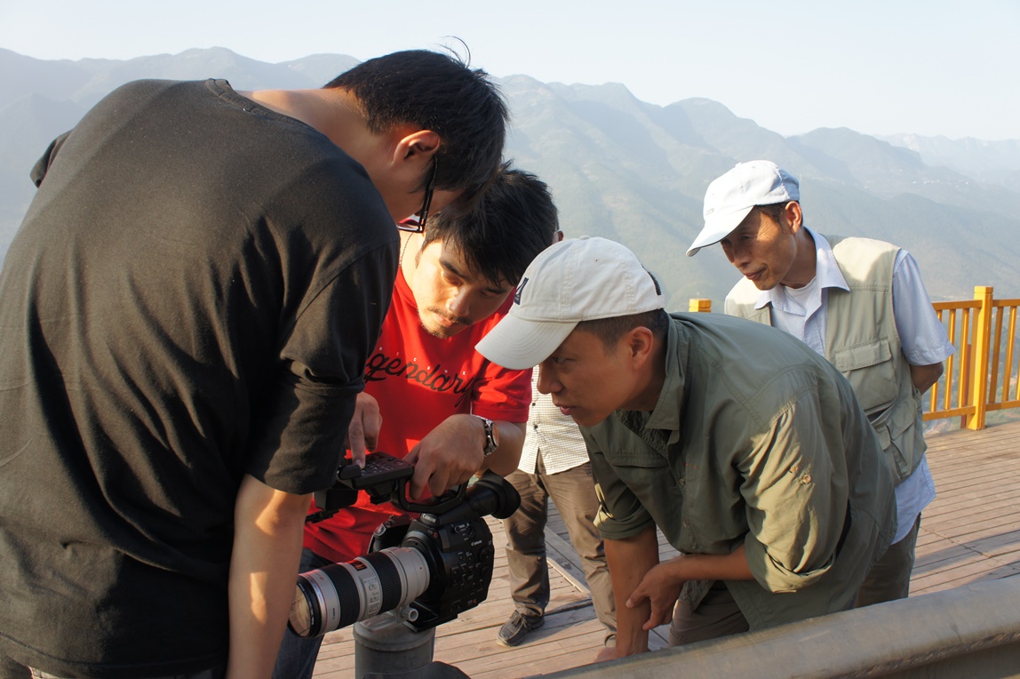央视纪录片《百年追寻》在重庆巫溪开拍